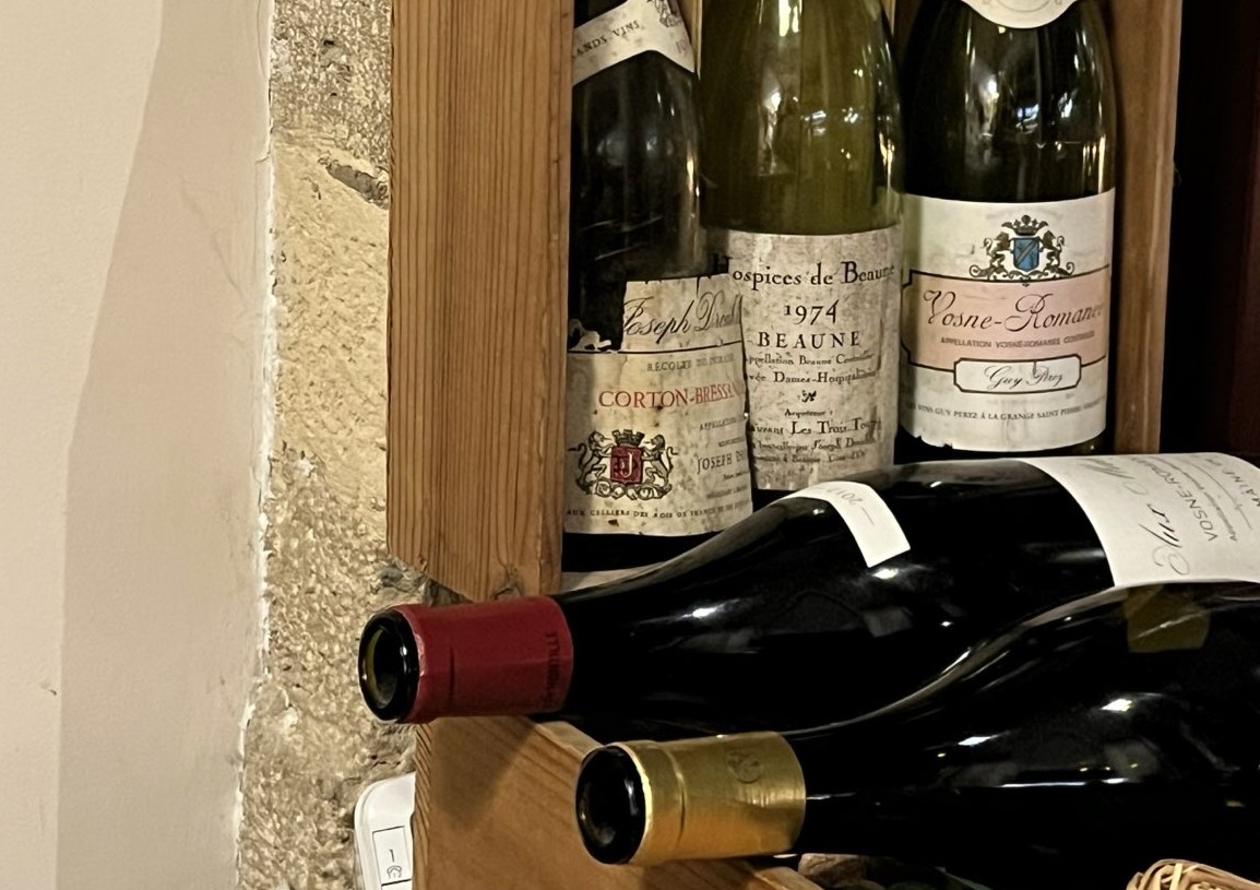bourgogne wine bottles